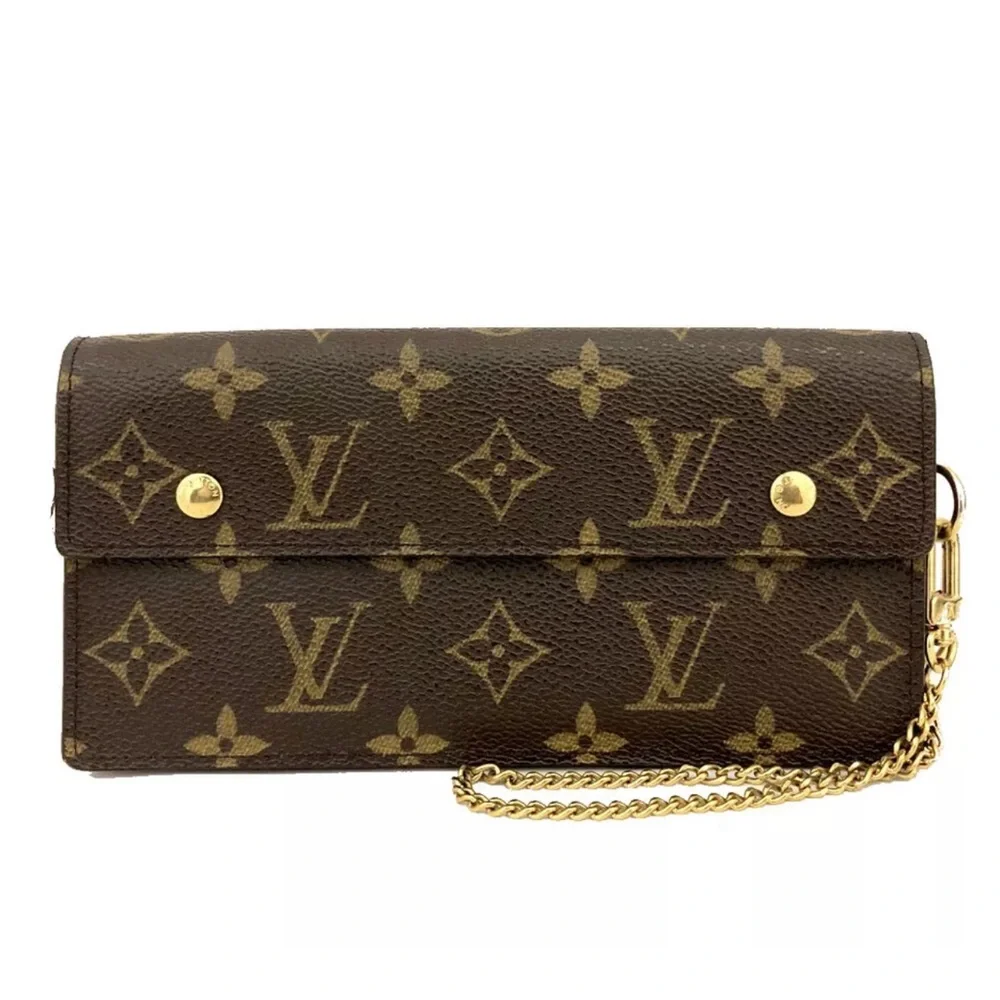 ❌❌SOLD❌❌. Louis Vuitton Monogram Porte Feuille Wallet on Chain (WOC). Authentic - Picture 1 of 9